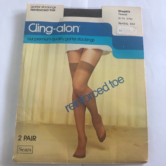 2 PAIR Sears CLING-ALON Nylon Knee High Stockings Reinforce Toe - Picture 6 of 6